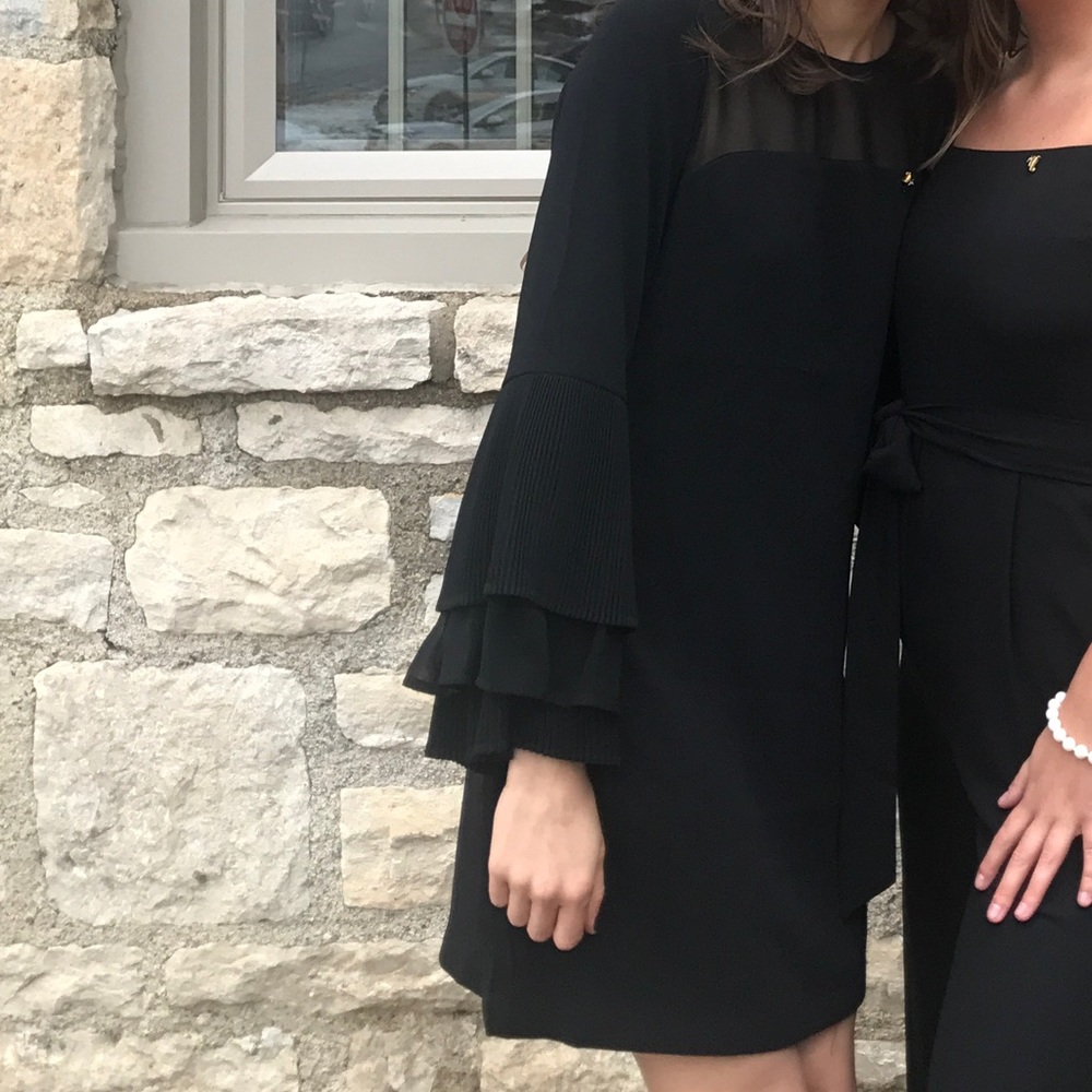 S Black dress.